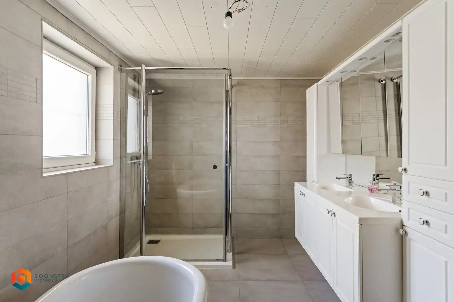 Woning met 2 slpkrs en ruime tuin op toplocatie foto 10