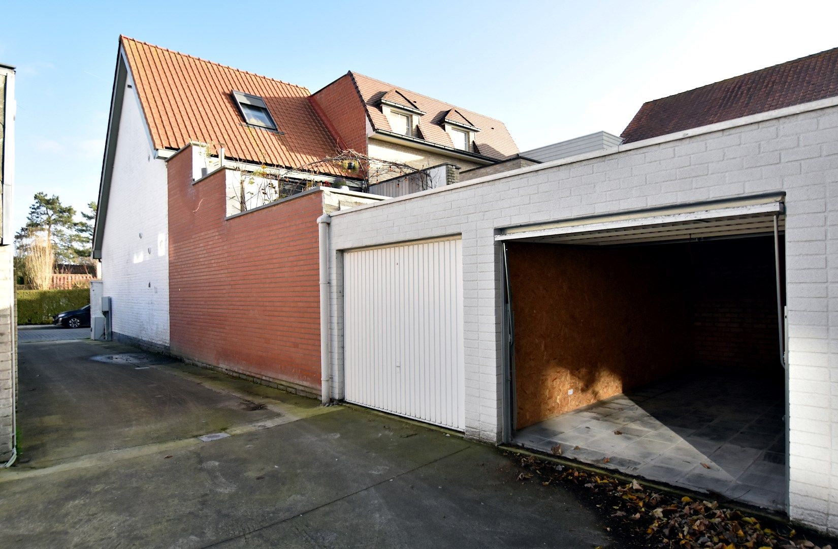 Garagebox te huur in Centrum De Haan foto 6