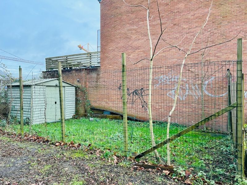 VLOT BEREIKBARE WONING OP DE GRENS VAN LEDEBERG EN GENT foto 2