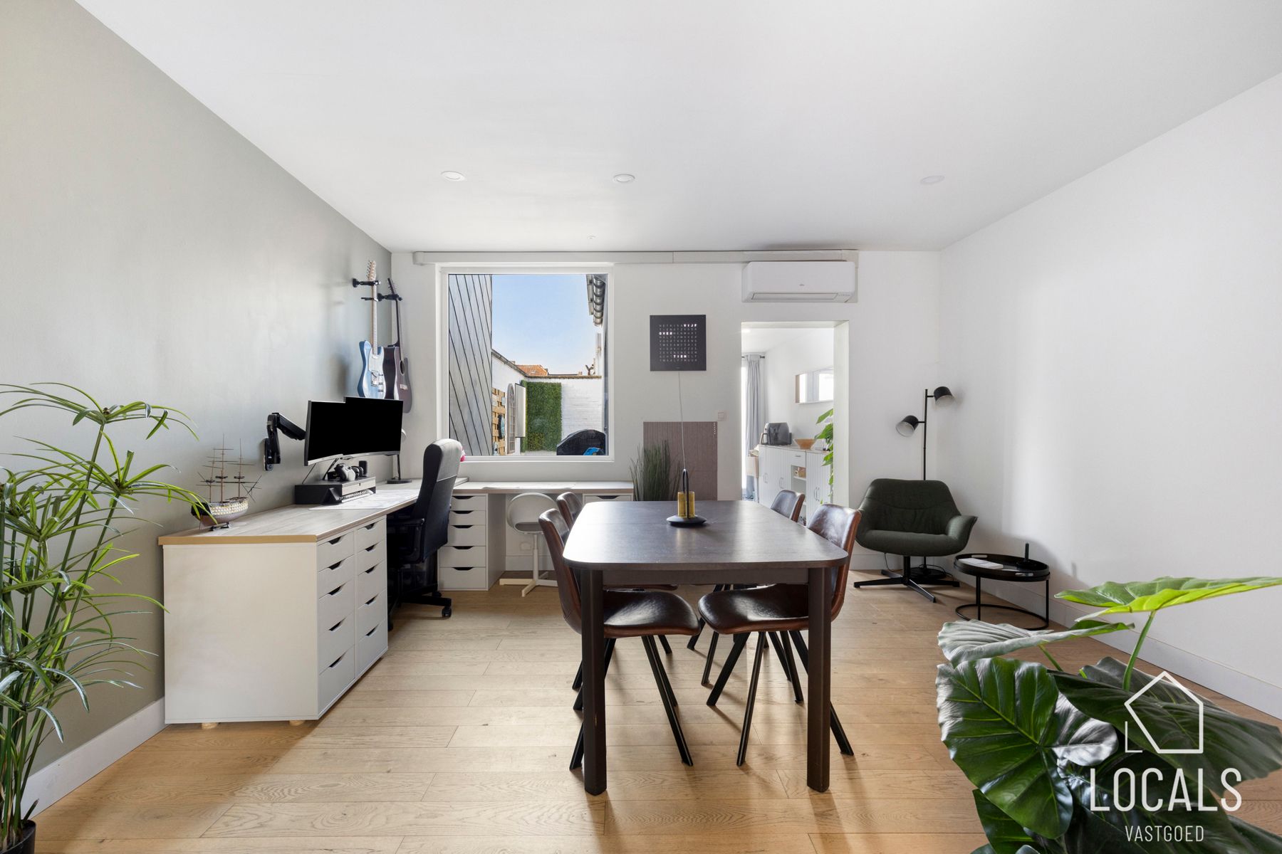 Comfortabele vernieuwde woning op centrale locatie  foto 5