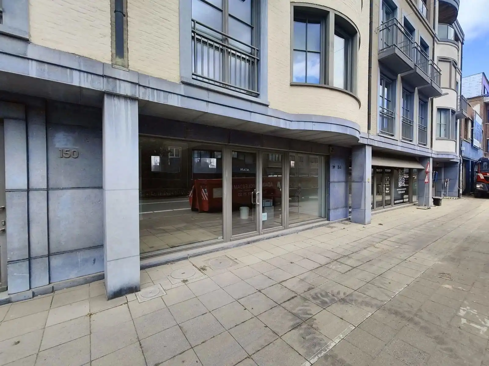 Commerciële ruimte te huur Bredabaan 152 - 2930 Brasschaat