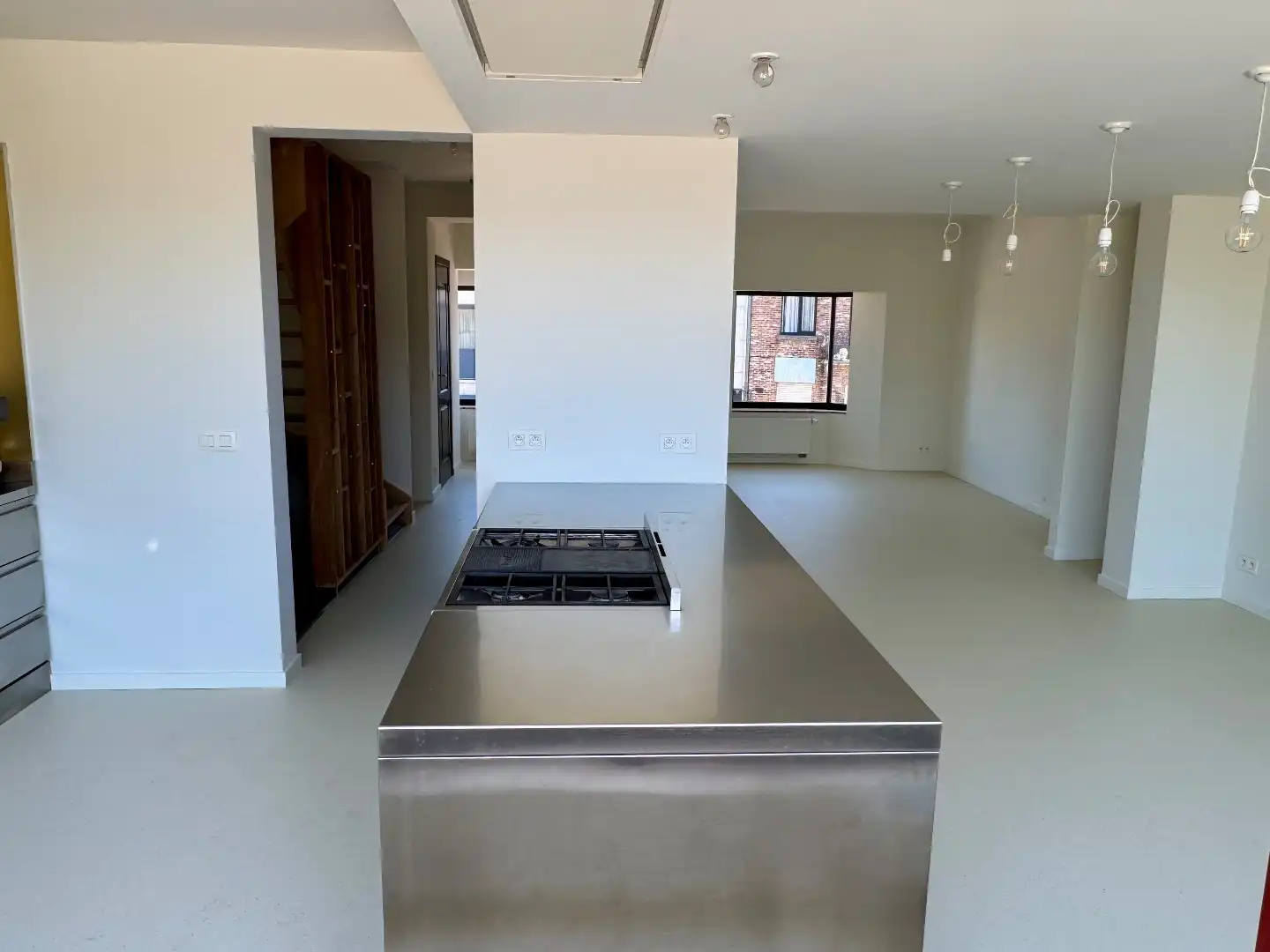 TE HUUR - Op zoek naar een ruim appartement in hartje Merchtem? Welkom Home! foto 10