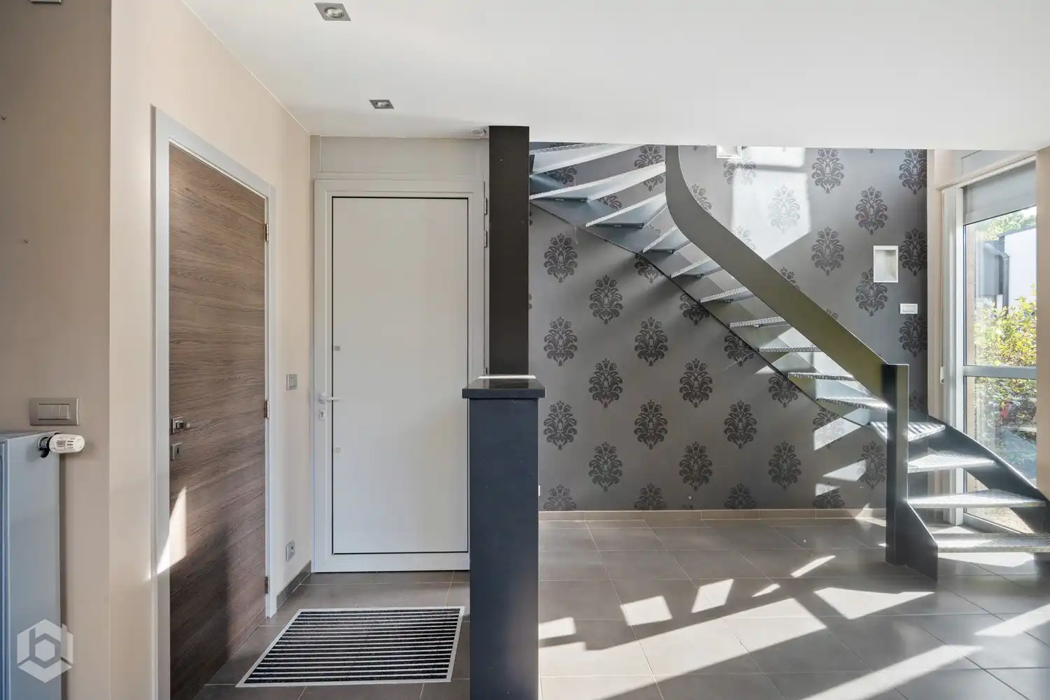 Instapklare woning met 2 slpkrs en ruime tuin te Beerzel foto 9