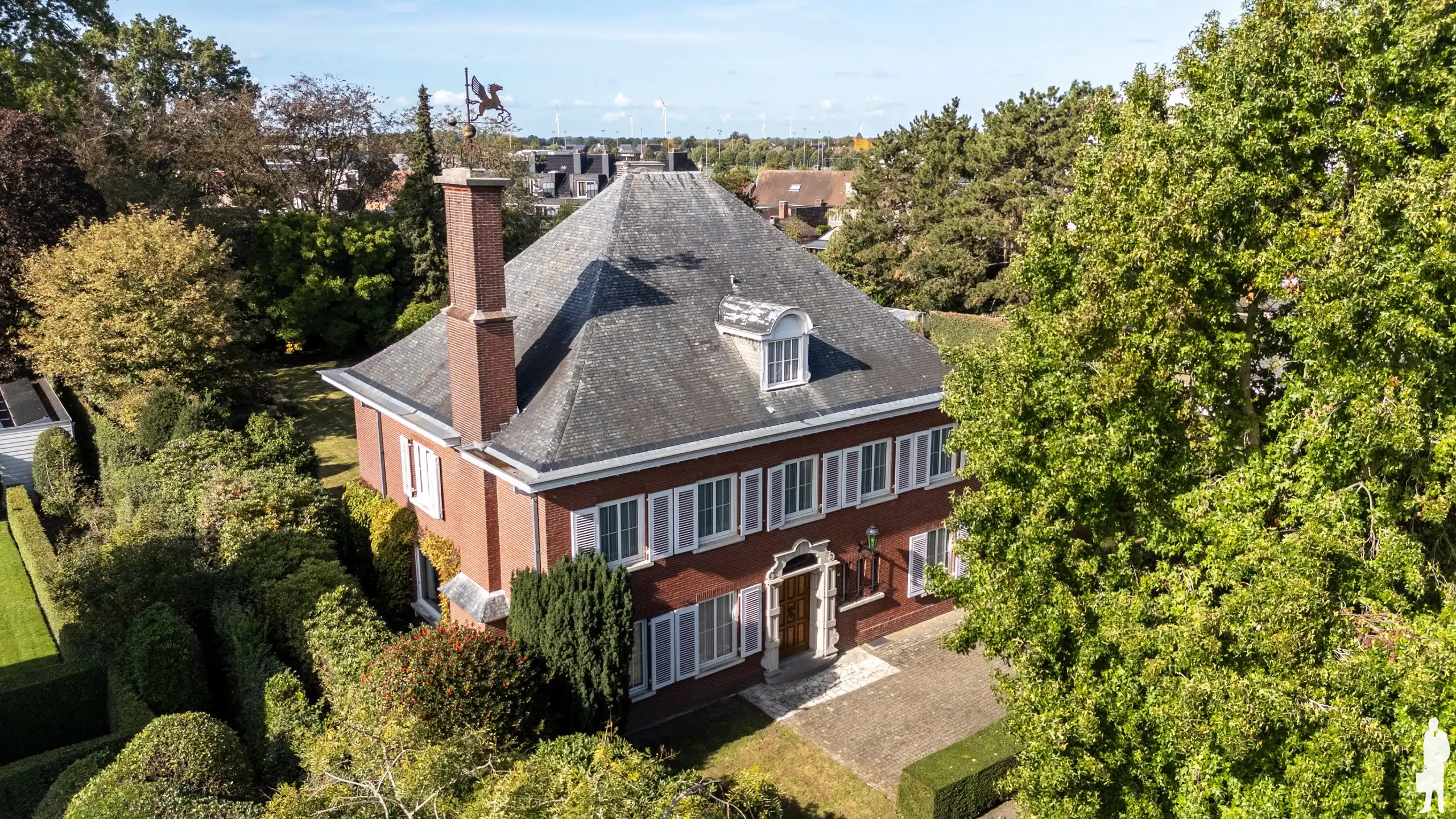 Unieke, statige villa met mooie parktuin nabij het centrum van Hoogstraten gelegen foto 46