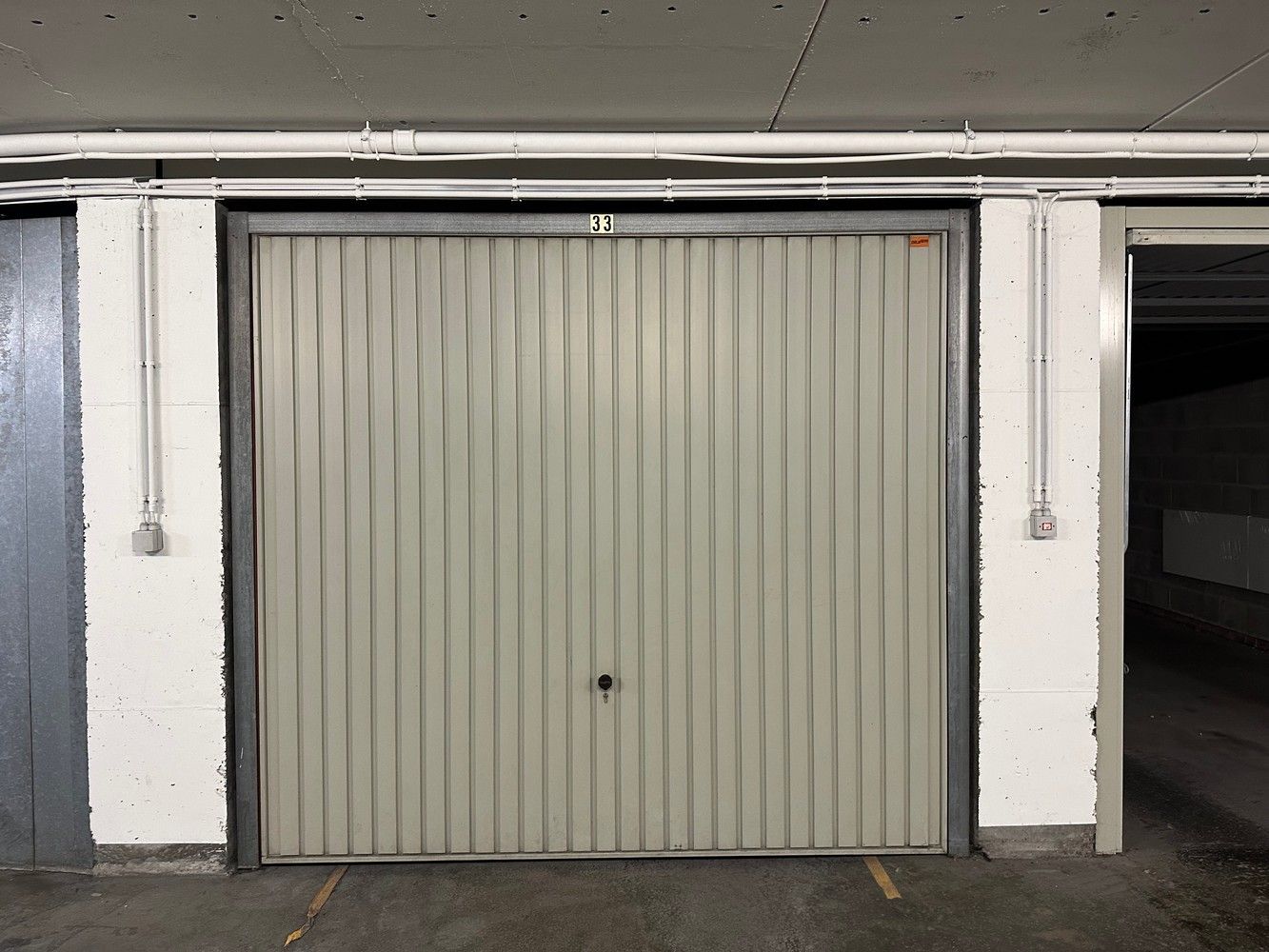 Garage te huur foto 2