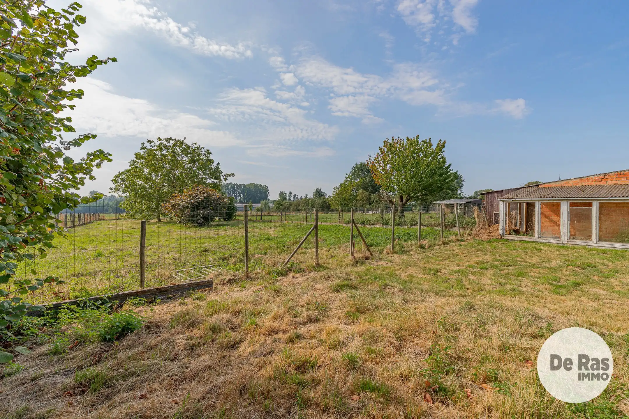 VLEKKEM- Ruime woning met 4 slaapkamers en uitgestrekte tuin foto 25