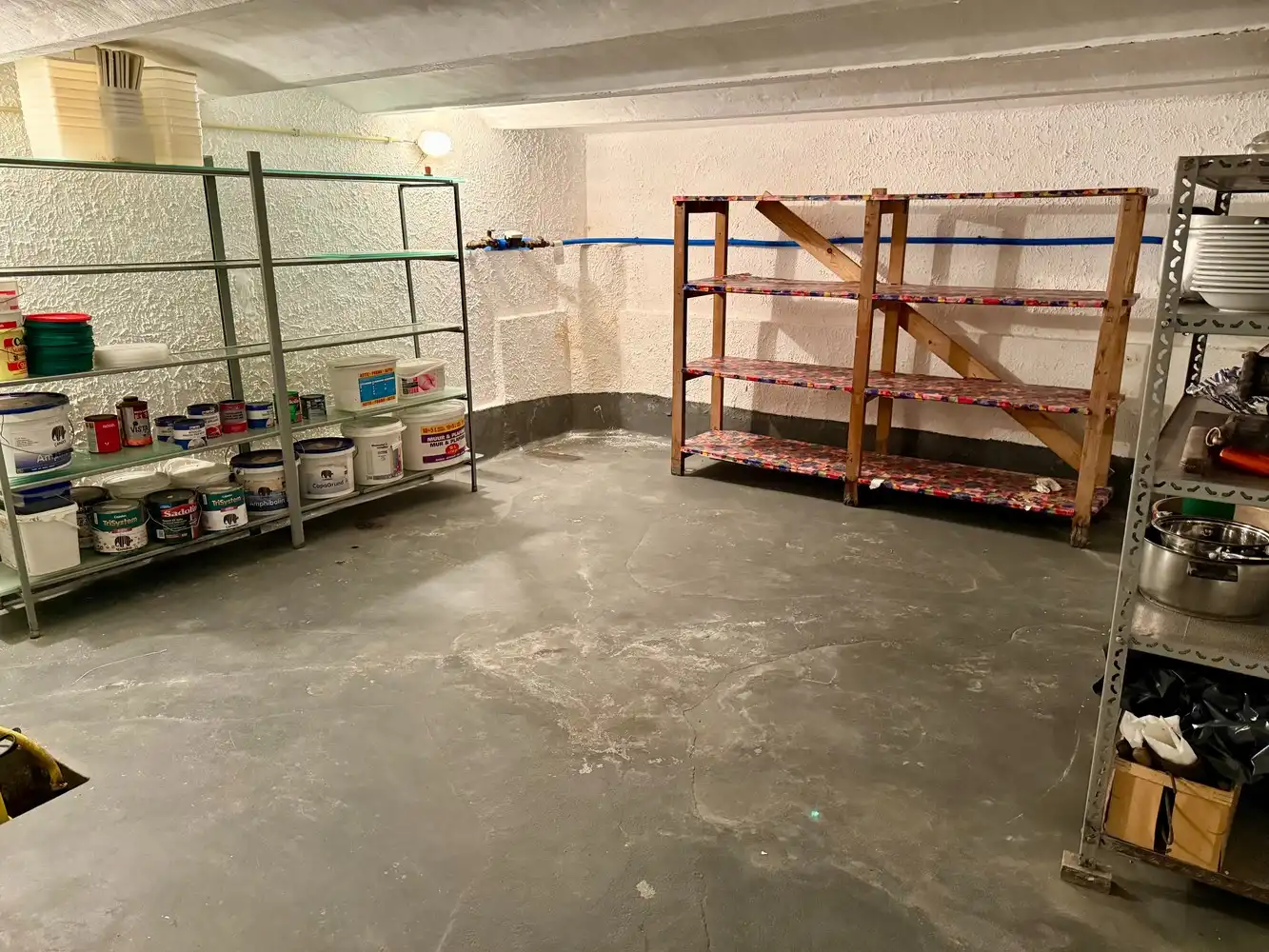 Veelzijdige woning met ruime opslagmogelijkheden te koop! foto 14