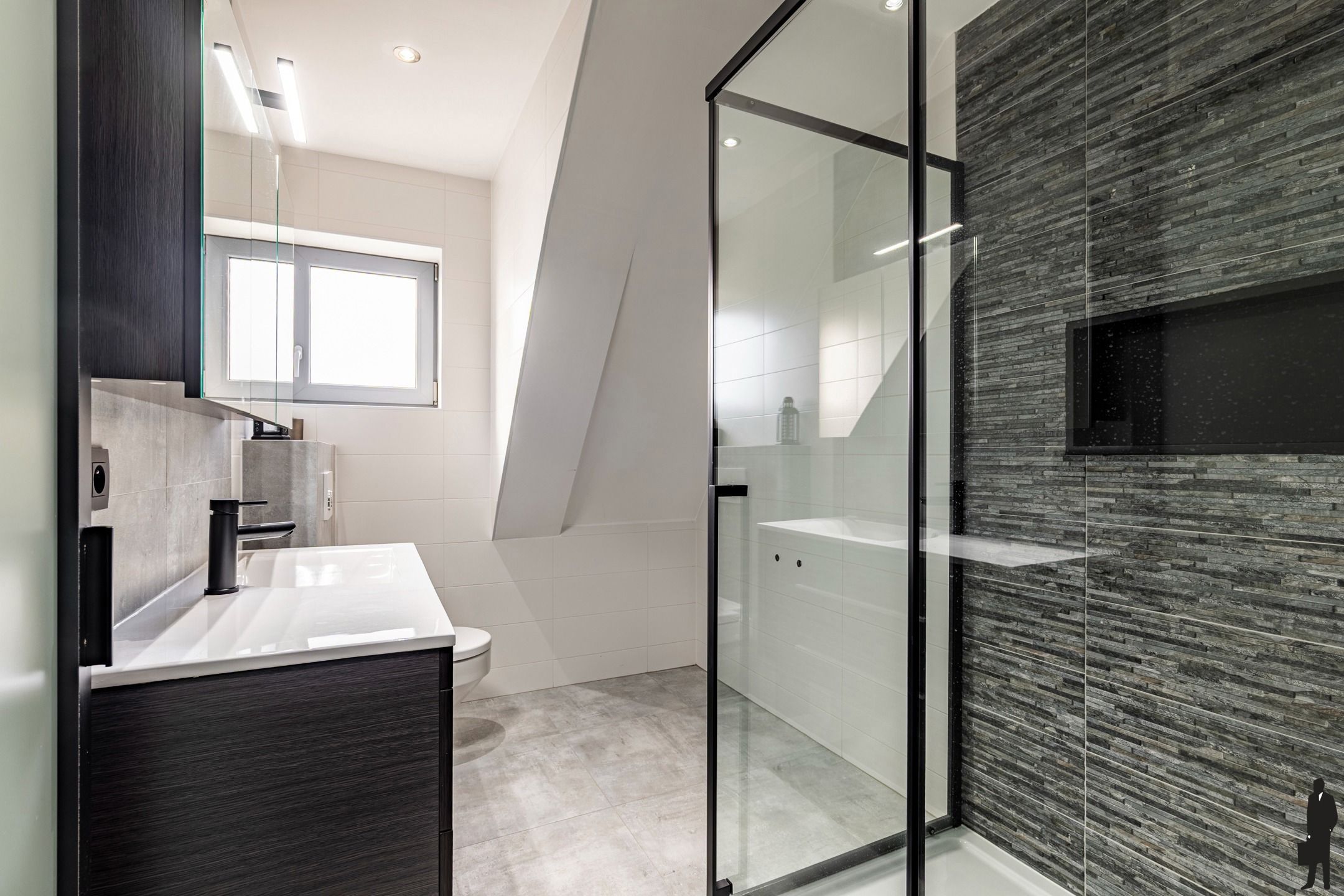 Welgelegen energiezuinige woning met 5 slpks en 2 badks foto 20