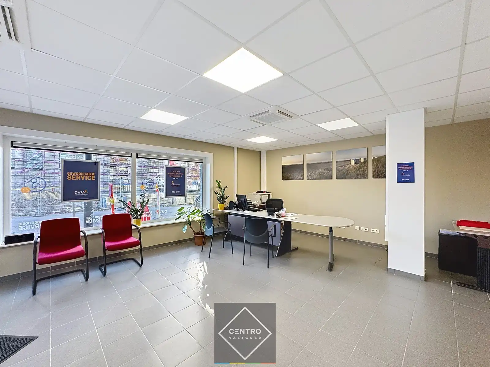 VERHUURD handelsgelijkvloers met 5,5% rendement! foto 4