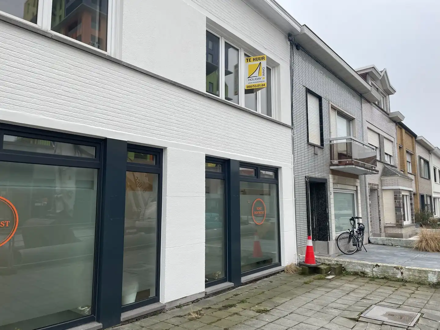 Verzorgd appartement gelegen aan de markt in Heist foto {{pictureIndex}}
