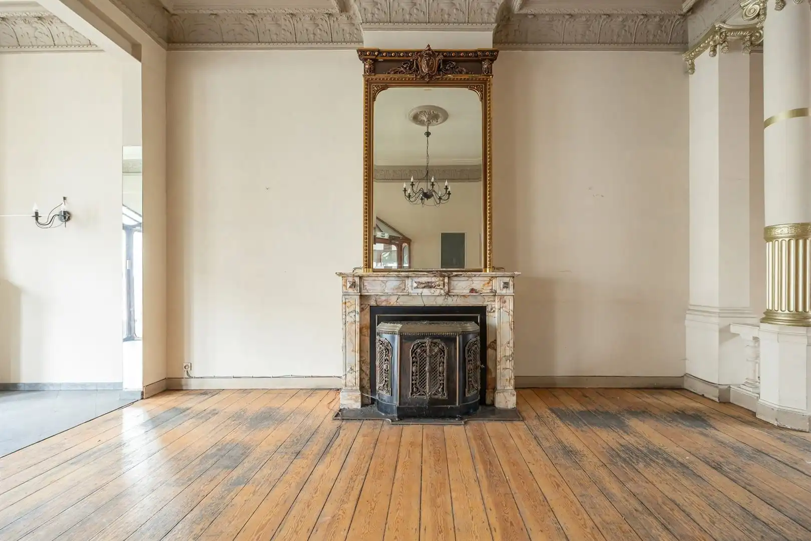 NEO-CLASSICISTISCH HERENHUIS bij parken foto 9