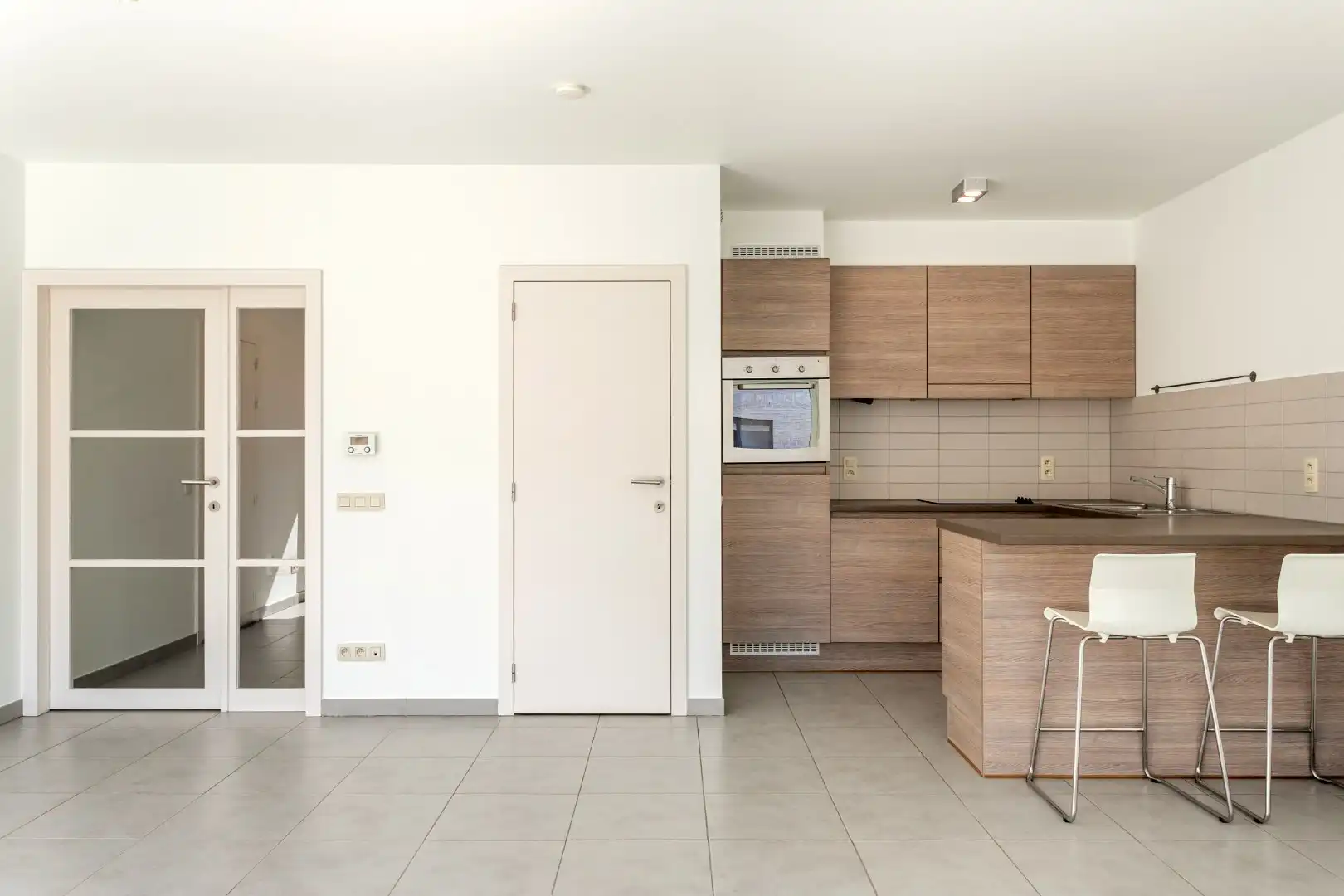 Instapklaar appartement met 2 slpk en parking te Halle foto 4