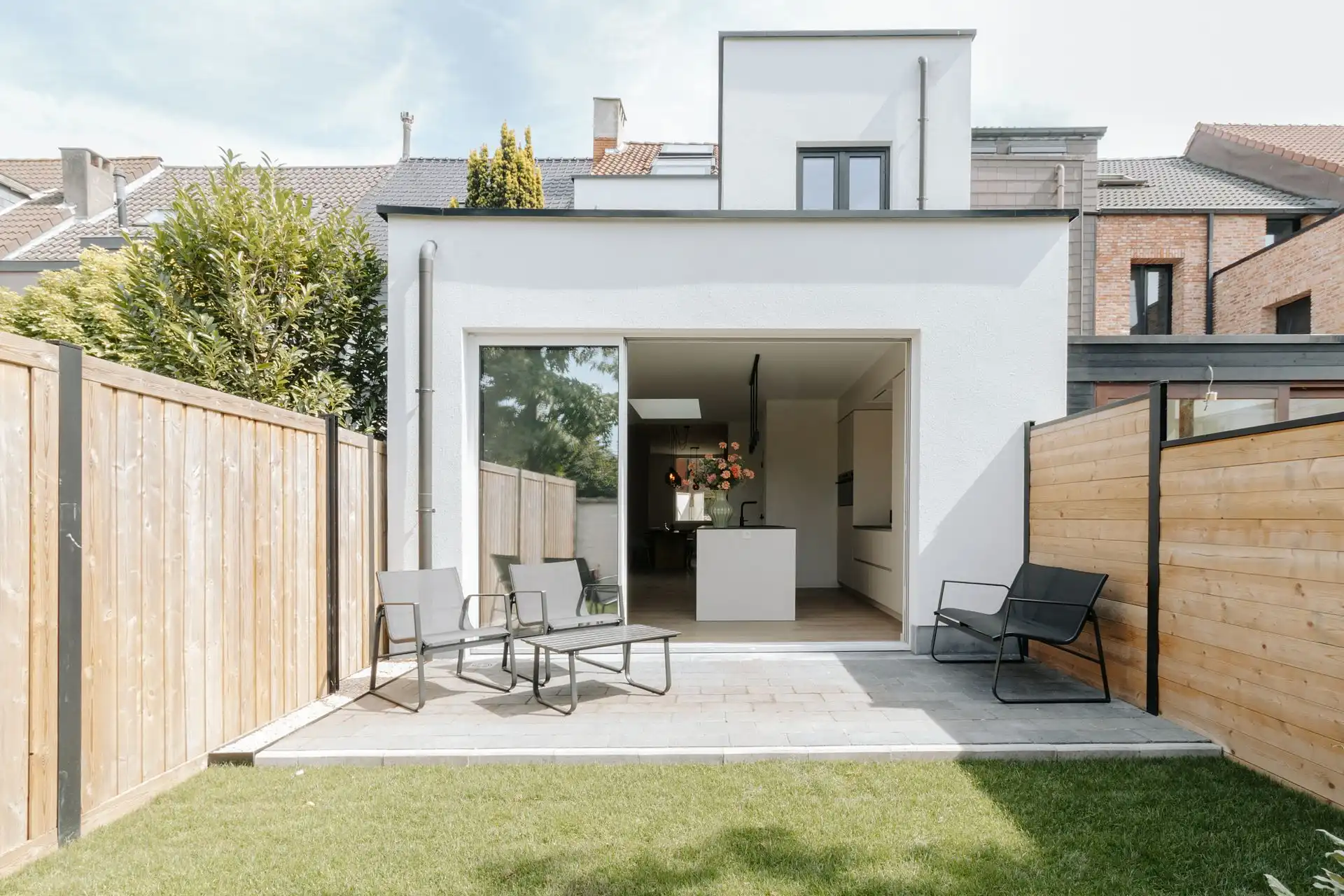 Prachtig gerenoveerde woning met 3 slaapkamers en tuin foto 18