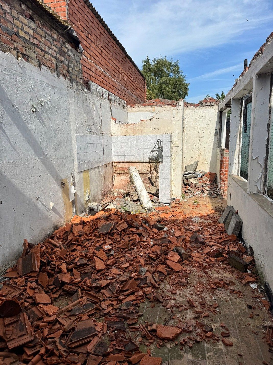 Gedeeltelijk afgebroken woning met potentieel te Koekelare foto 22