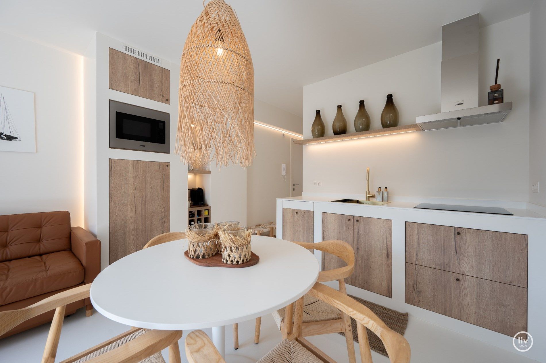 Gerenoveerd ibiza stijl appartement met 1 slaapkamer centraal gelegen op de Zoutelaan te Knokke.  foto 5