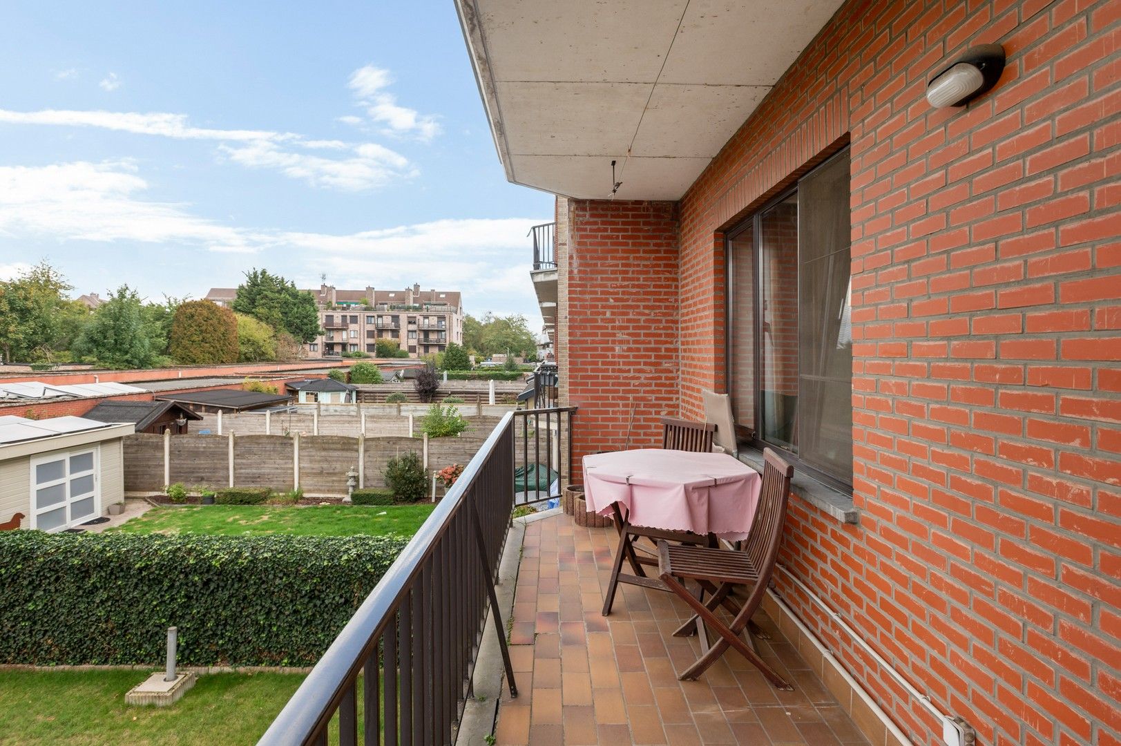 Ruim appartement met 3 slpk in rustige doodlopende woonwijk foto 14