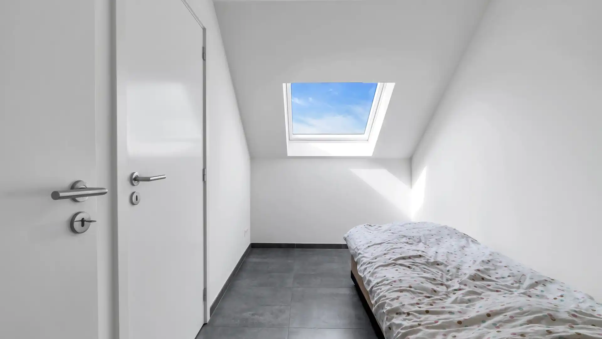 MODERN, ENERGIEZUINIG DUPLEX APPARTEMENT MET 4 SLAAPKAMERS IN MAASMECHELEN foto 18