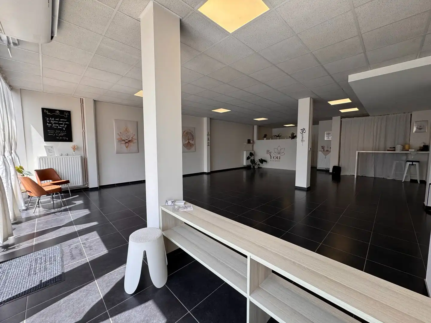 Handelspand op commerciële zichtlocatie in Emelgem foto 2