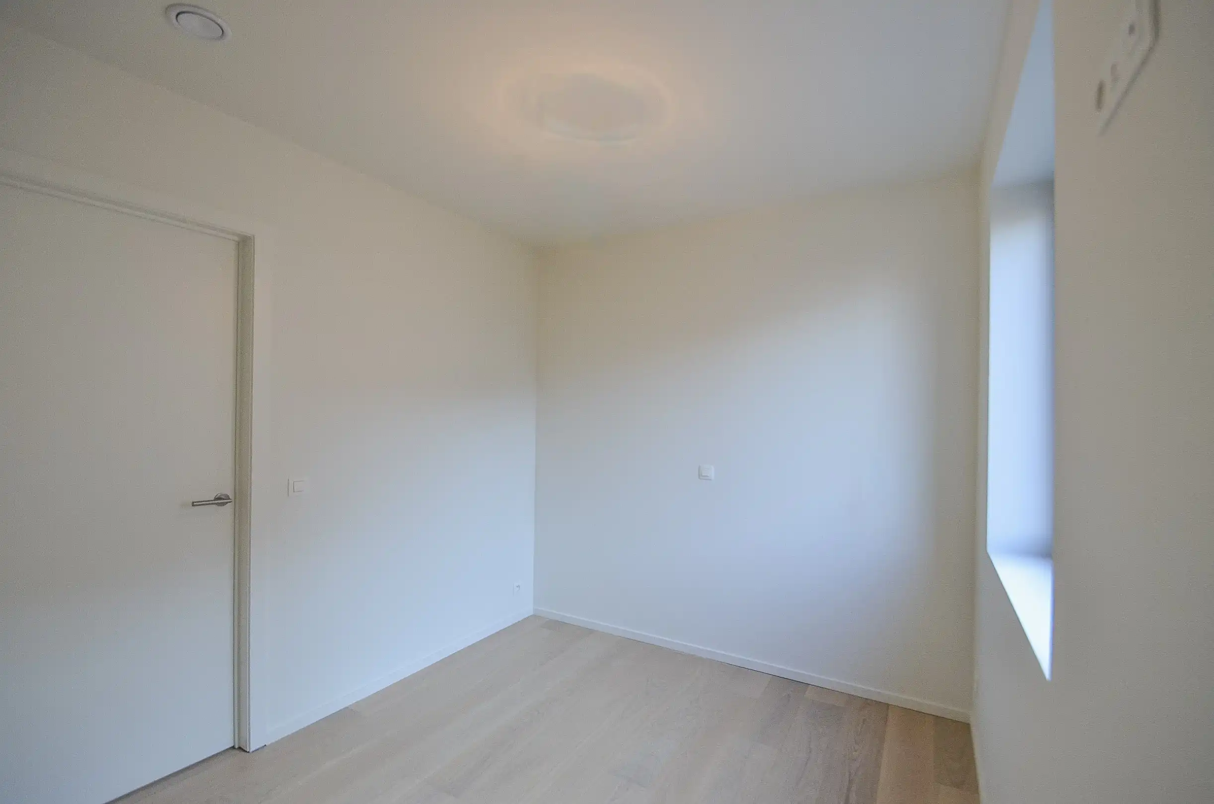 Nieuwbouw: Licht en modern nieuwbouwappartement met terras nabij Duinenwater. foto 16