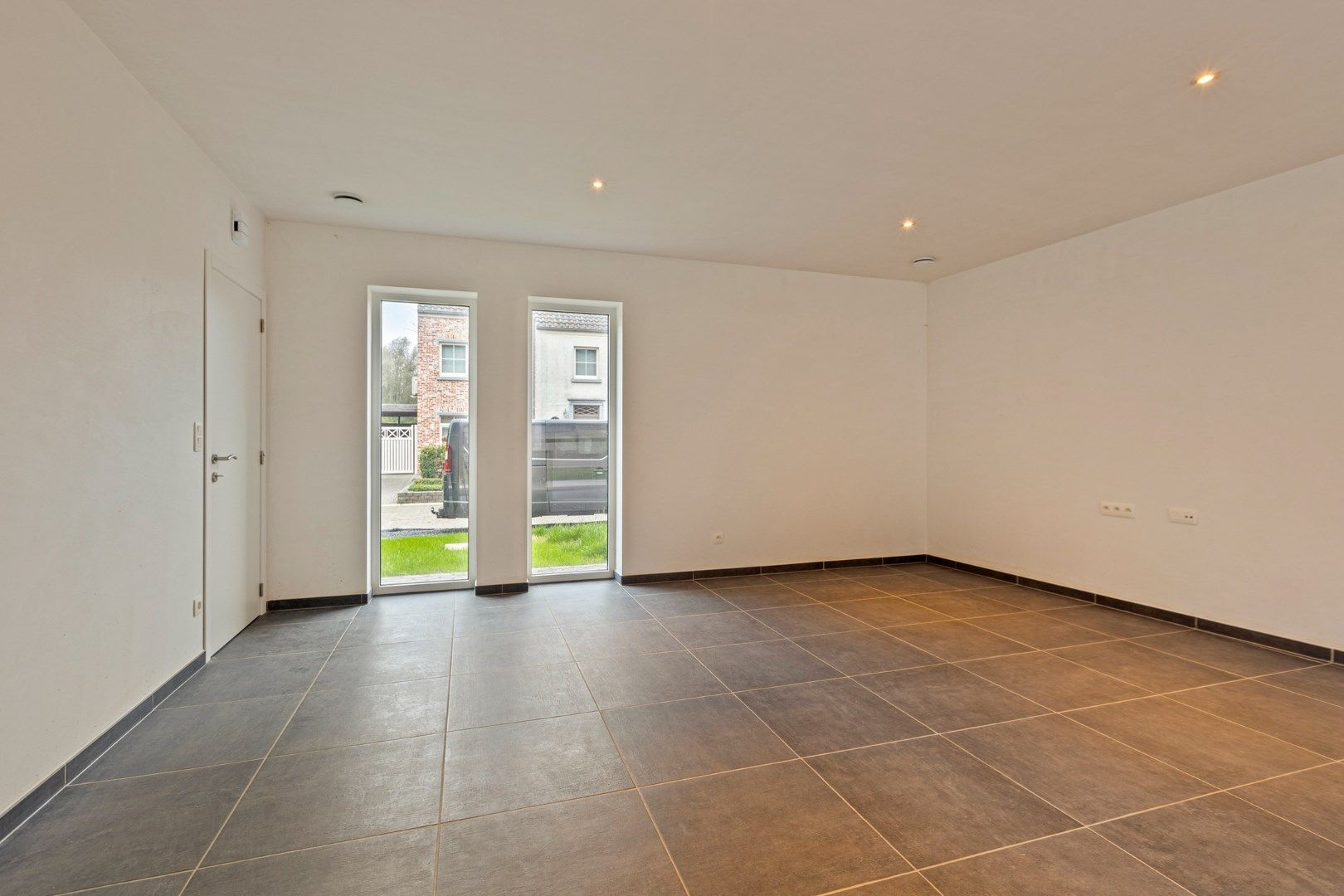  Ruime energiezuinige nieuwbouwwoning met 4 slpks en carport op fietsafstand van het centrum!  foto 5