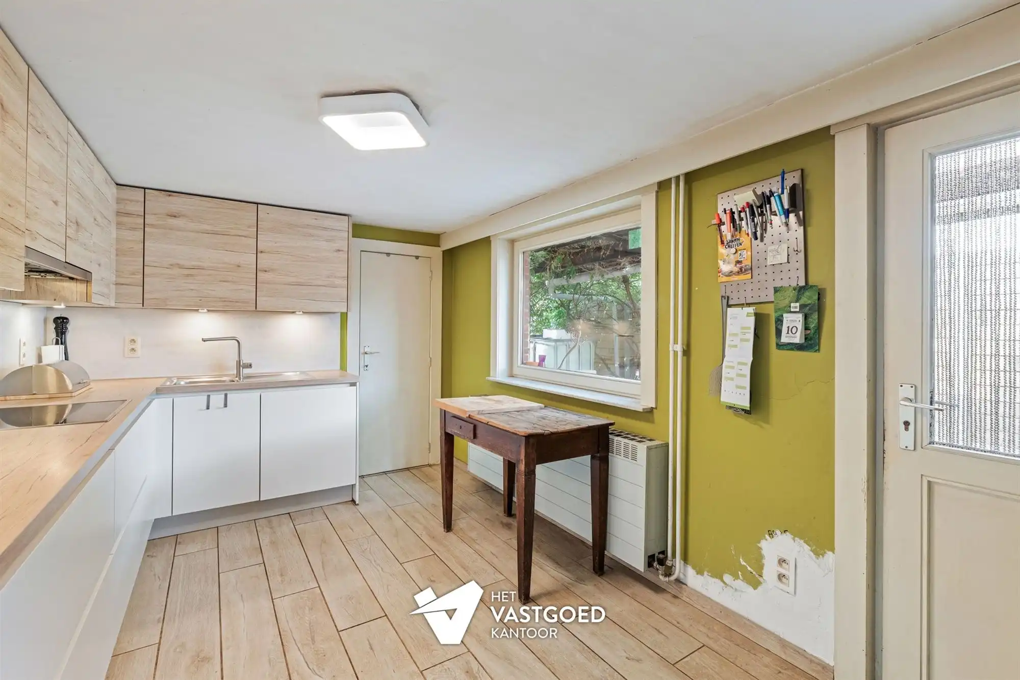 DEELS GERENOVEERDE WONING OP RUSTIGE LIGGING VLAK BIJ BE-MINE TE BERINGEN foto 8