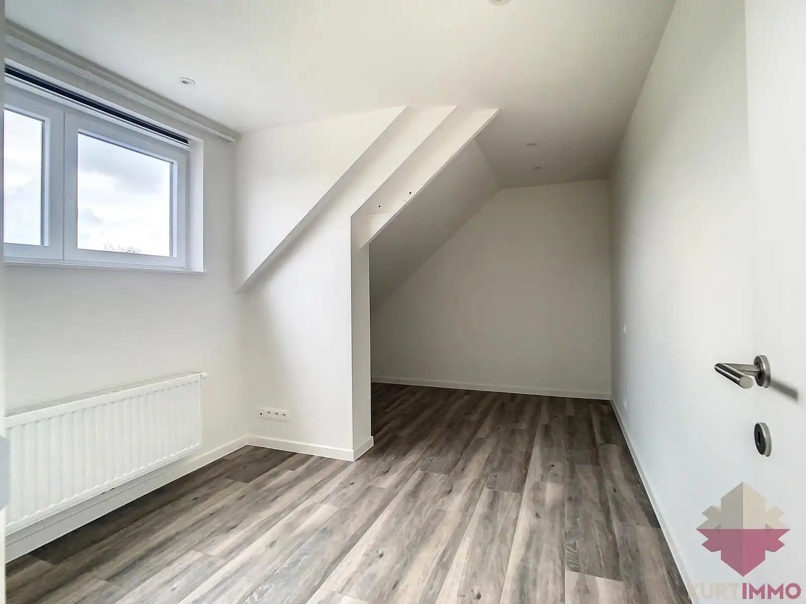 Prachtig gerenoveerde woning met 5 SLPK én tuin! foto 17