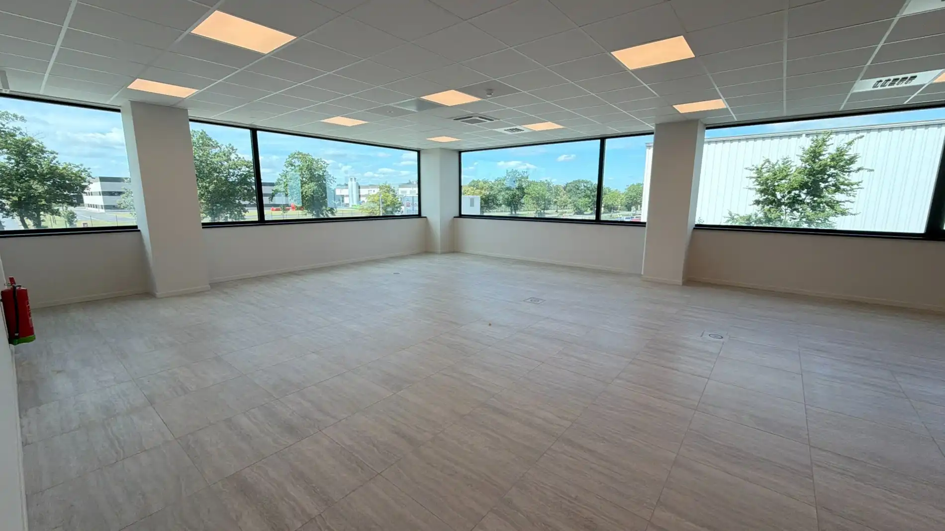 Nieuwbouw kantoor te huur in Bornem foto 3
