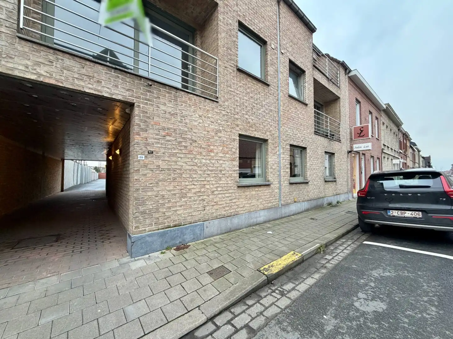 Instapklaar 1-slaapkamerappartement op een boogscheut van centrum Roeselare! foto 8