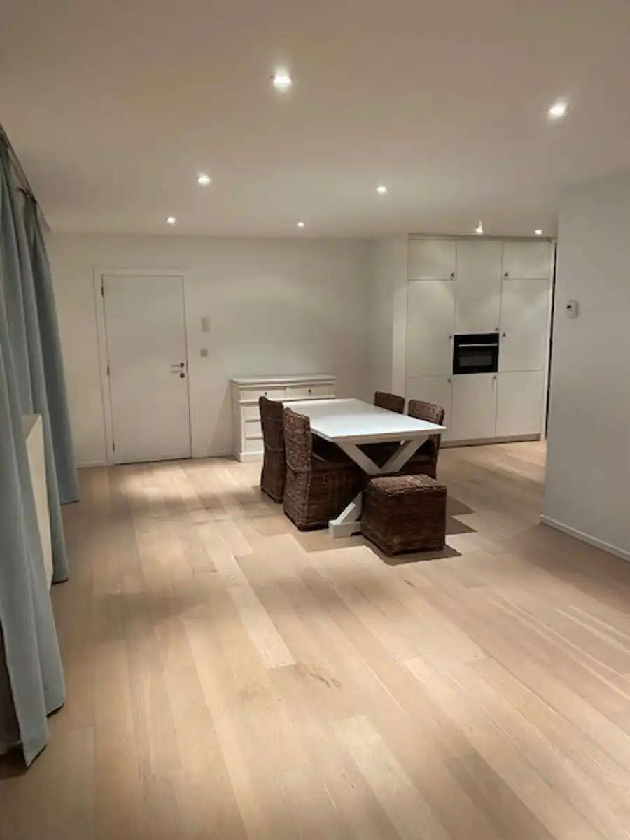 Centraal appartement met groot terras in St-Katelijne-Waver foto 2