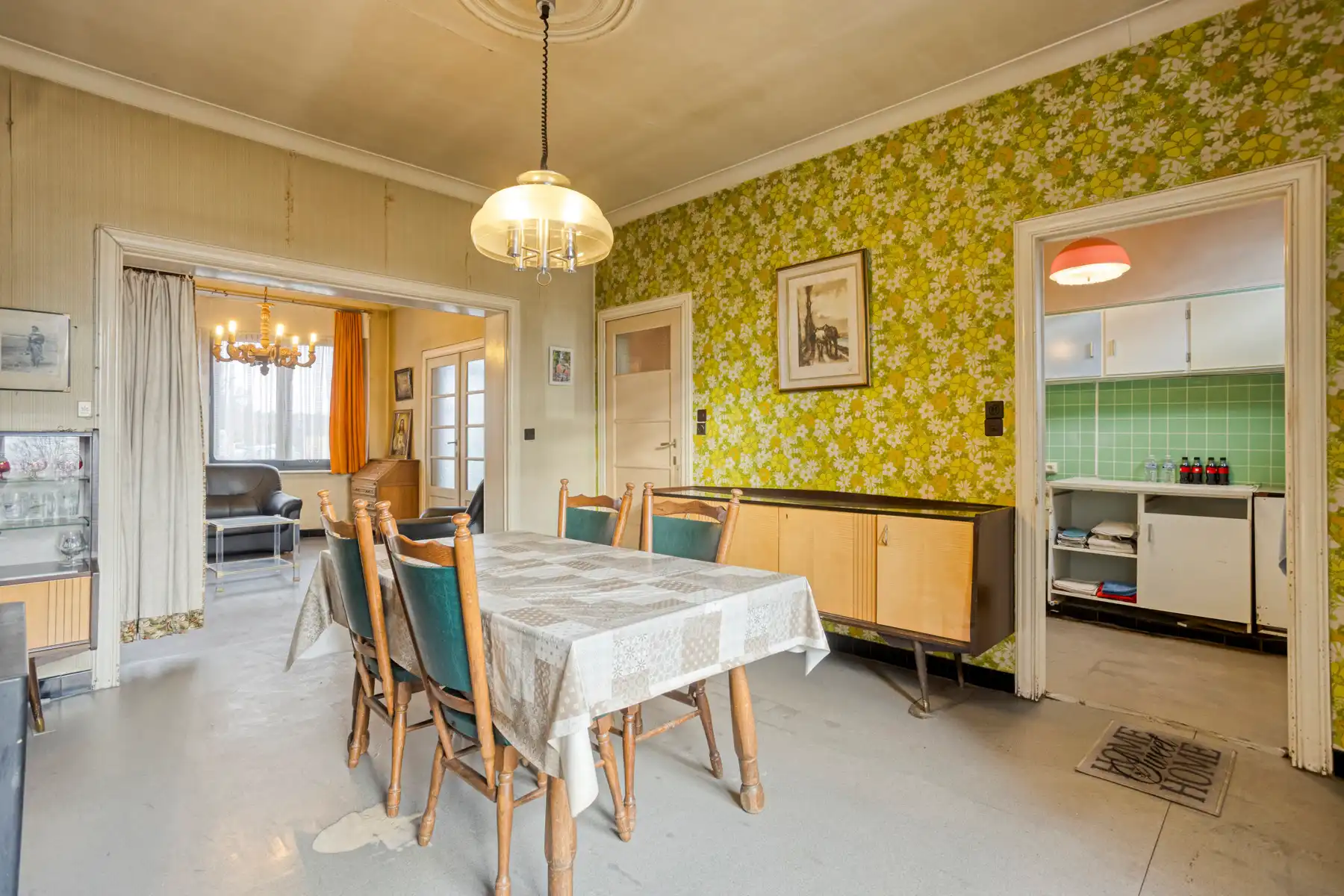 Te renoveren Charmewoning op centrale ligging foto 9