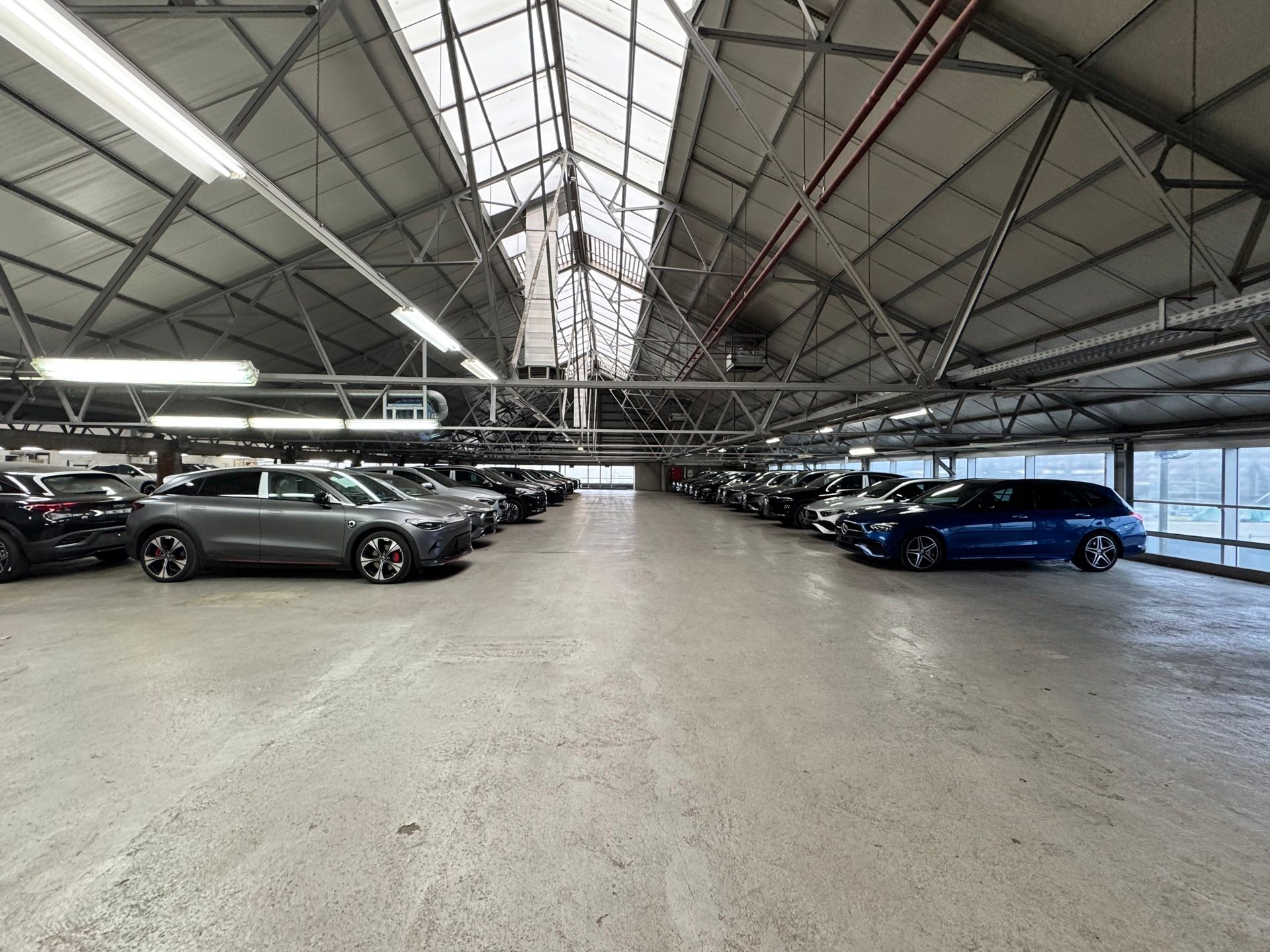 Strategische zichtlocatie te huur te Antwerpen!  foto 10