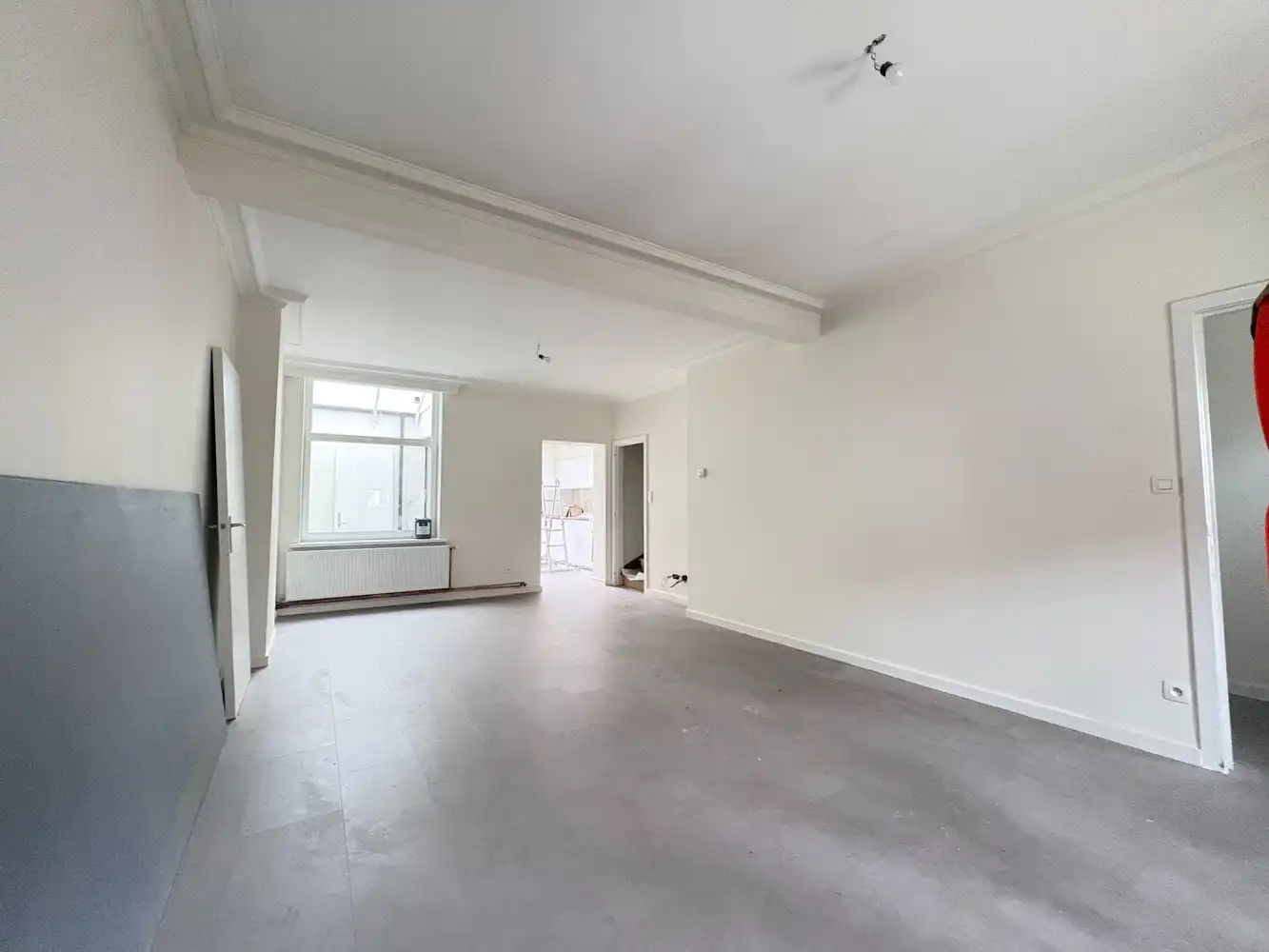 Gezellige, lichtrijke woning met drie slaapkamers foto 4