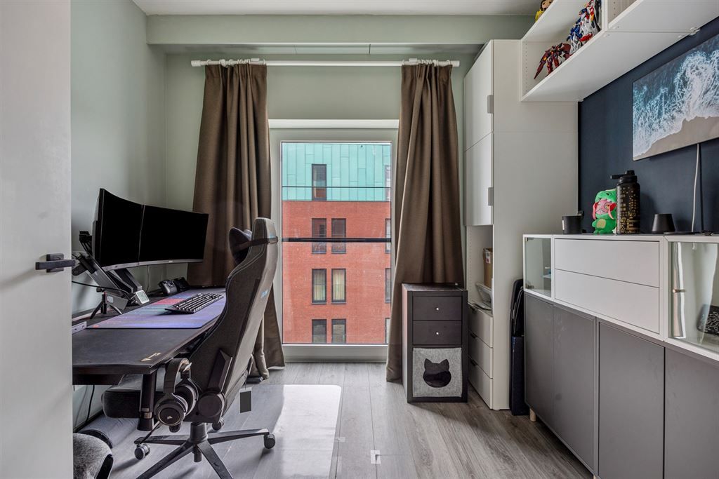 Prachtig nieuwbouwappartement met zicht over het Sluispark foto 16