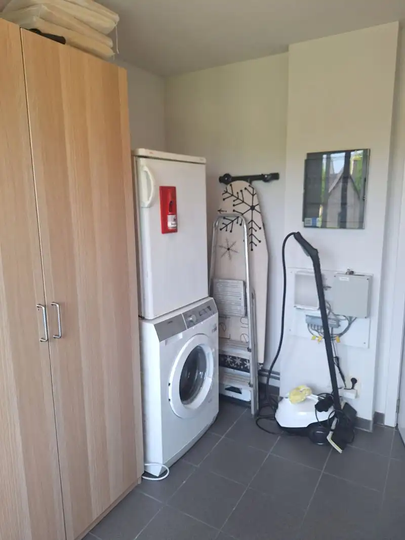 Ruim, stijlvol duplex appartement te Diepenbeek foto 15