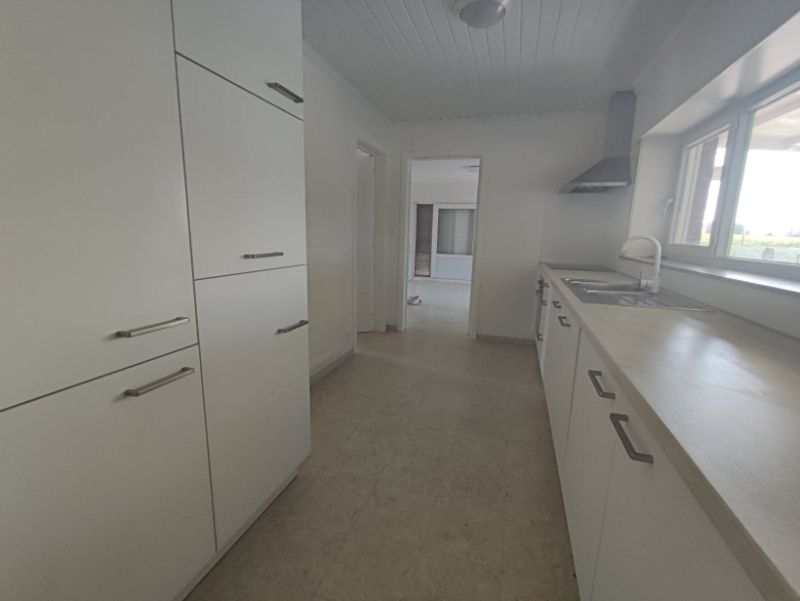 Landelijke woning met weide foto 6