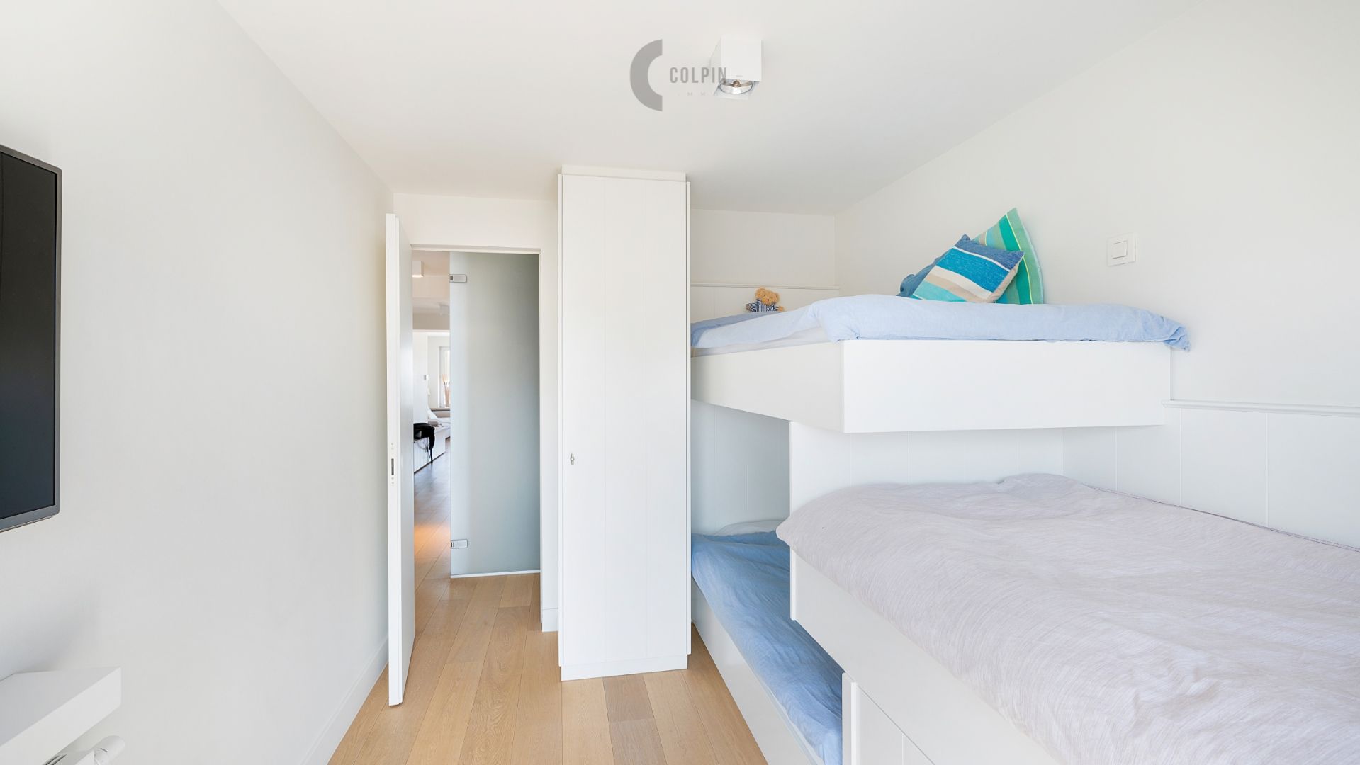 Instapklaar appartement op toplocatie in Heist met prachtig zeezicht foto 16