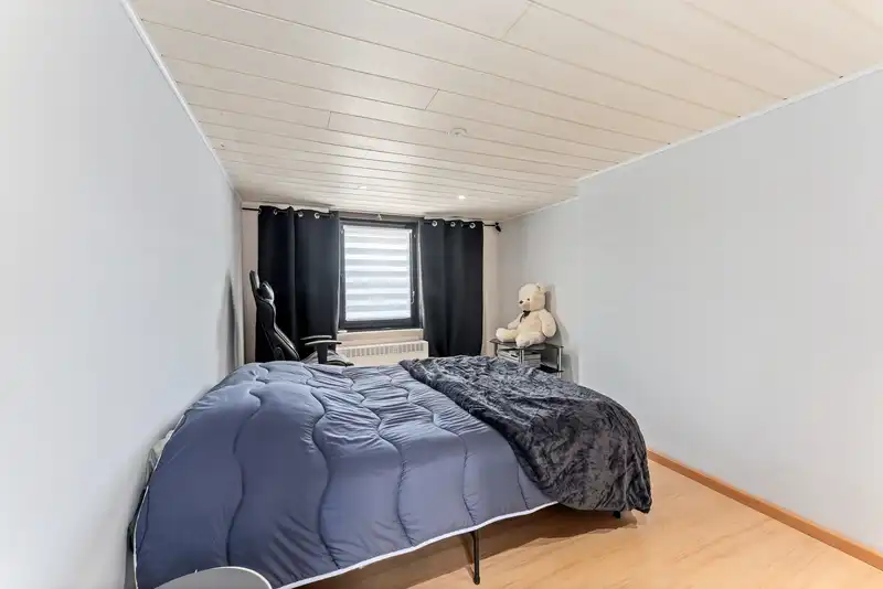 Centrum Kachtem - Woning met 5 slaapkamers en handelsruimte foto 13