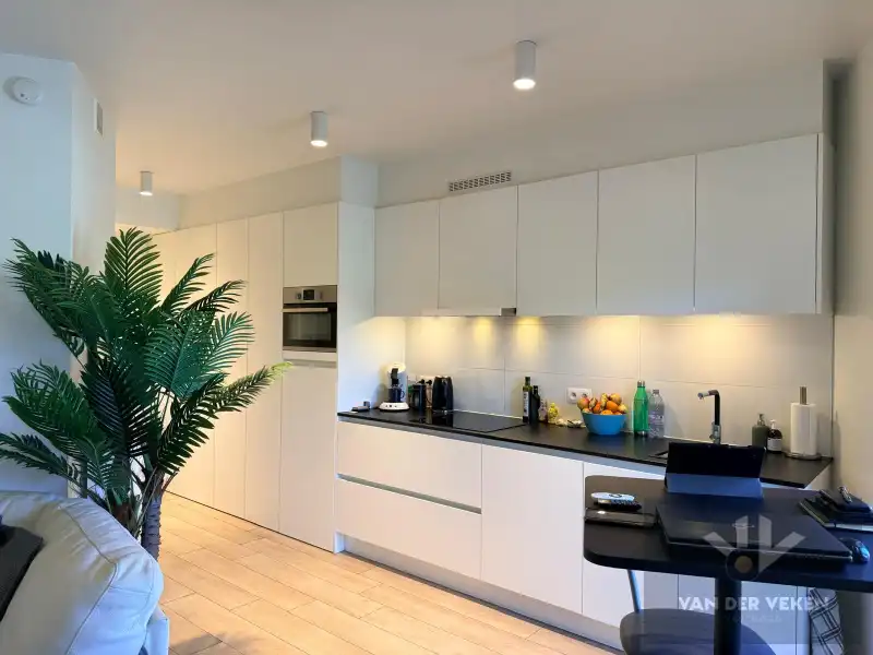 STUDIO OP EEN TOPLOCATIE!! foto 3