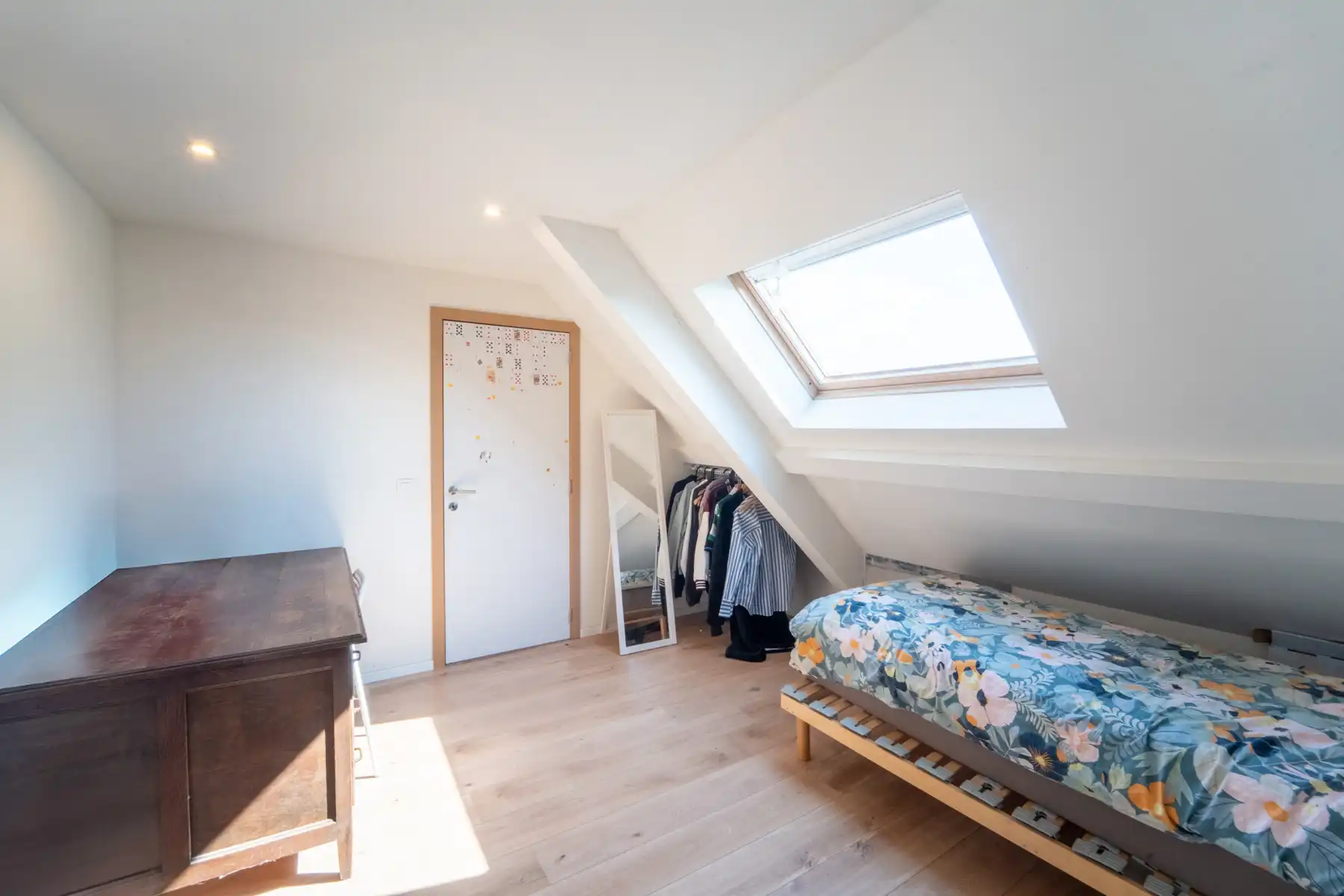 Ruime woning met bijgebouw en uitzicht op het Drongengoed foto 28