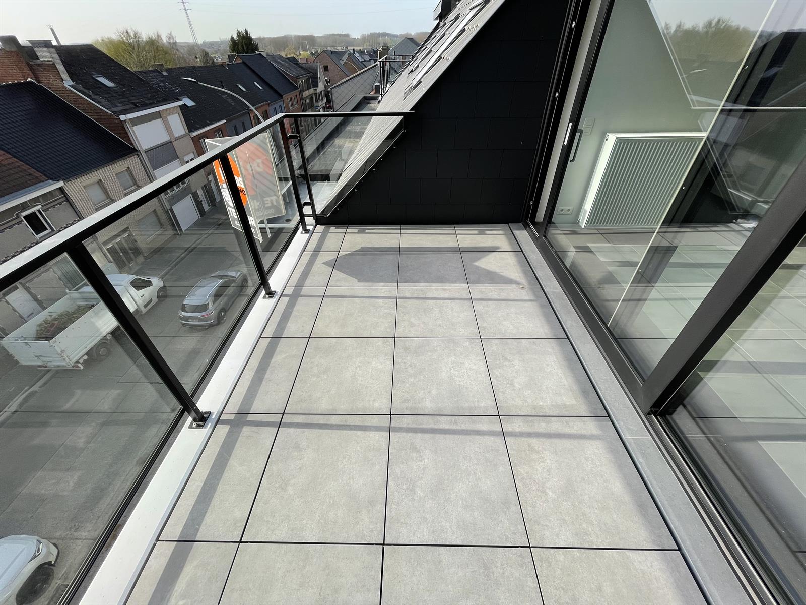 HERZELE - Uniek BEN-appartement in recente residentie. foto 6