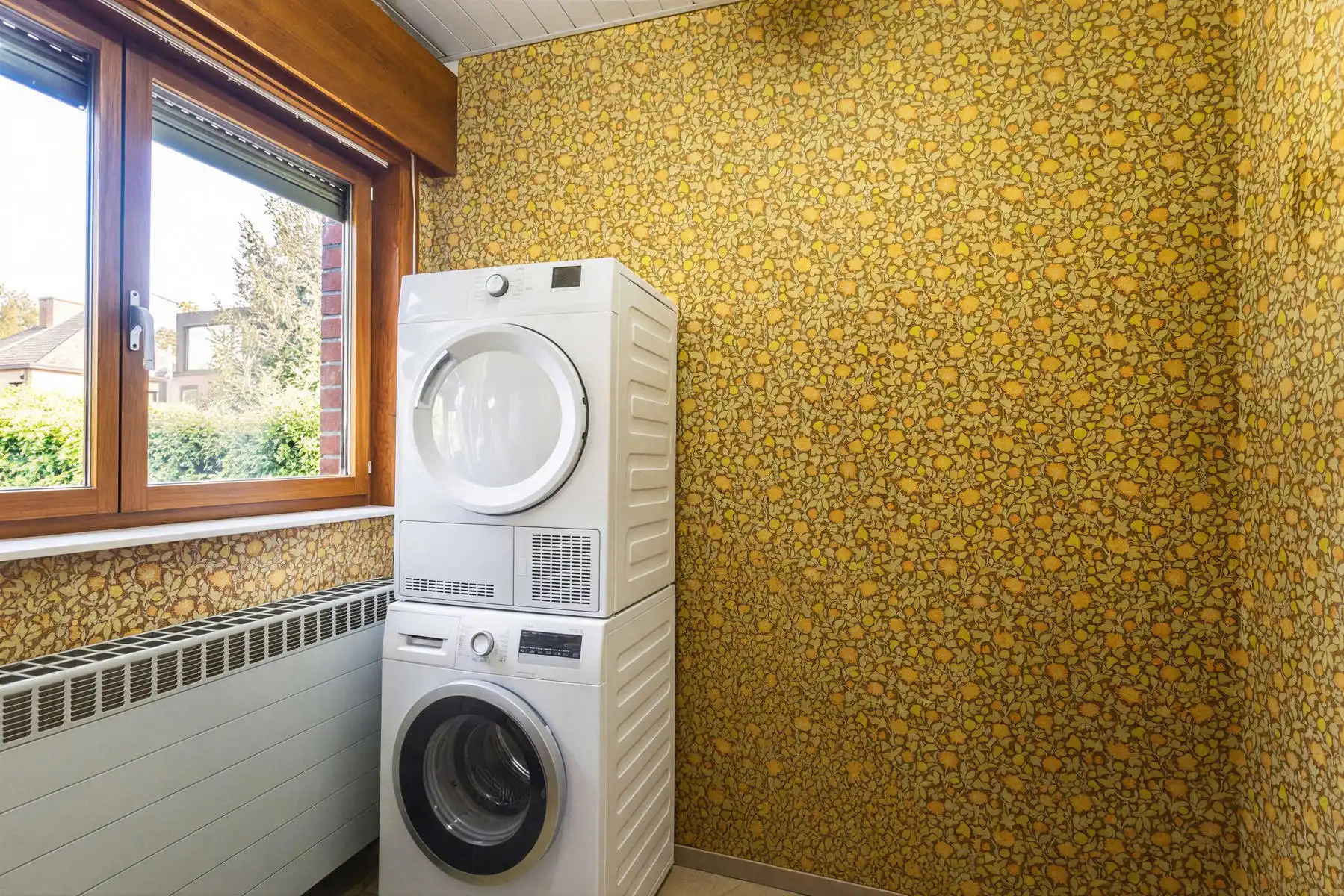 Ruime open bebouwing met 5 slaapkamers op toplocatie! foto 11