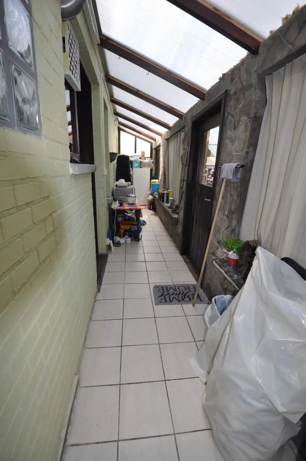 Te renoveren alleenstaande woning te Oudenburg foto 14