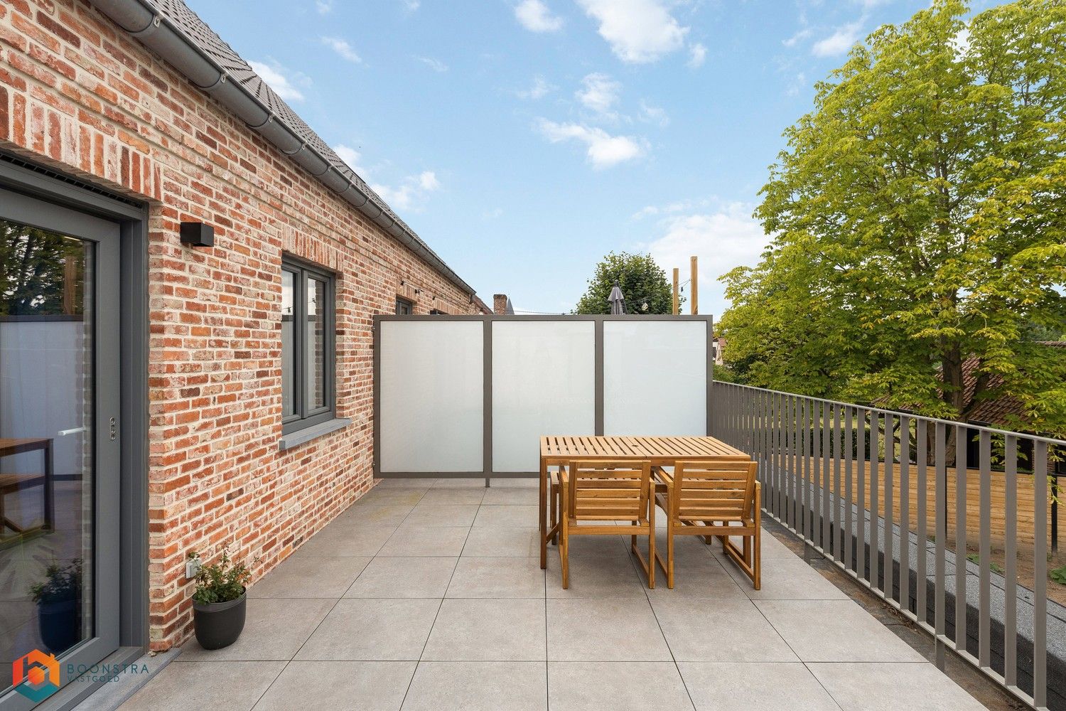 Recent app. met 1 slpkr en ruim terras foto 8