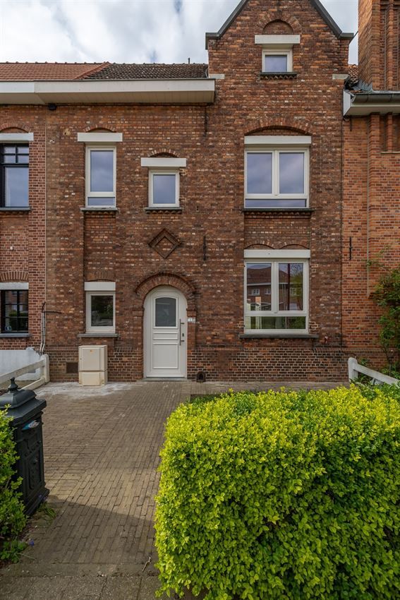 Stadswoning met 3slk en tuintje op topligging foto 33