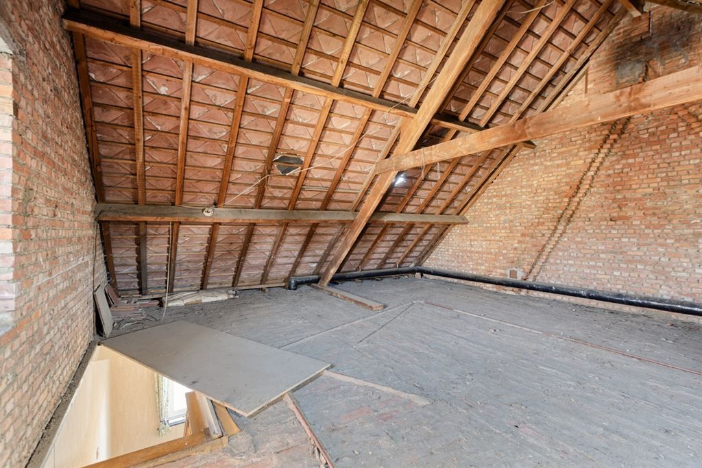 Knappe, te renoveren, woning op een gunstige locatie te Aarschot!  foto 19