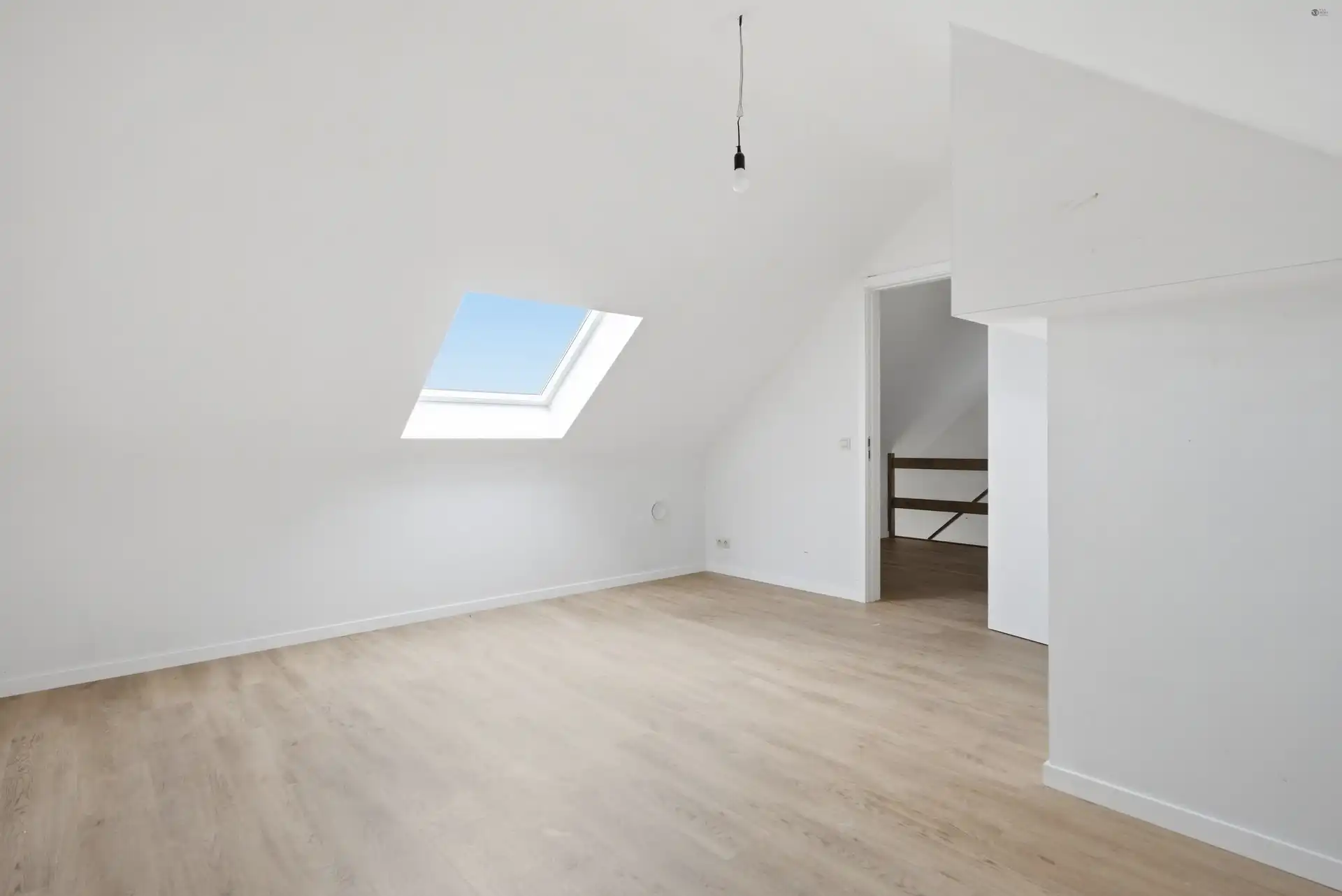 Ruim duplex appartement met 3 slaapkamers en 2 badkamers foto 17