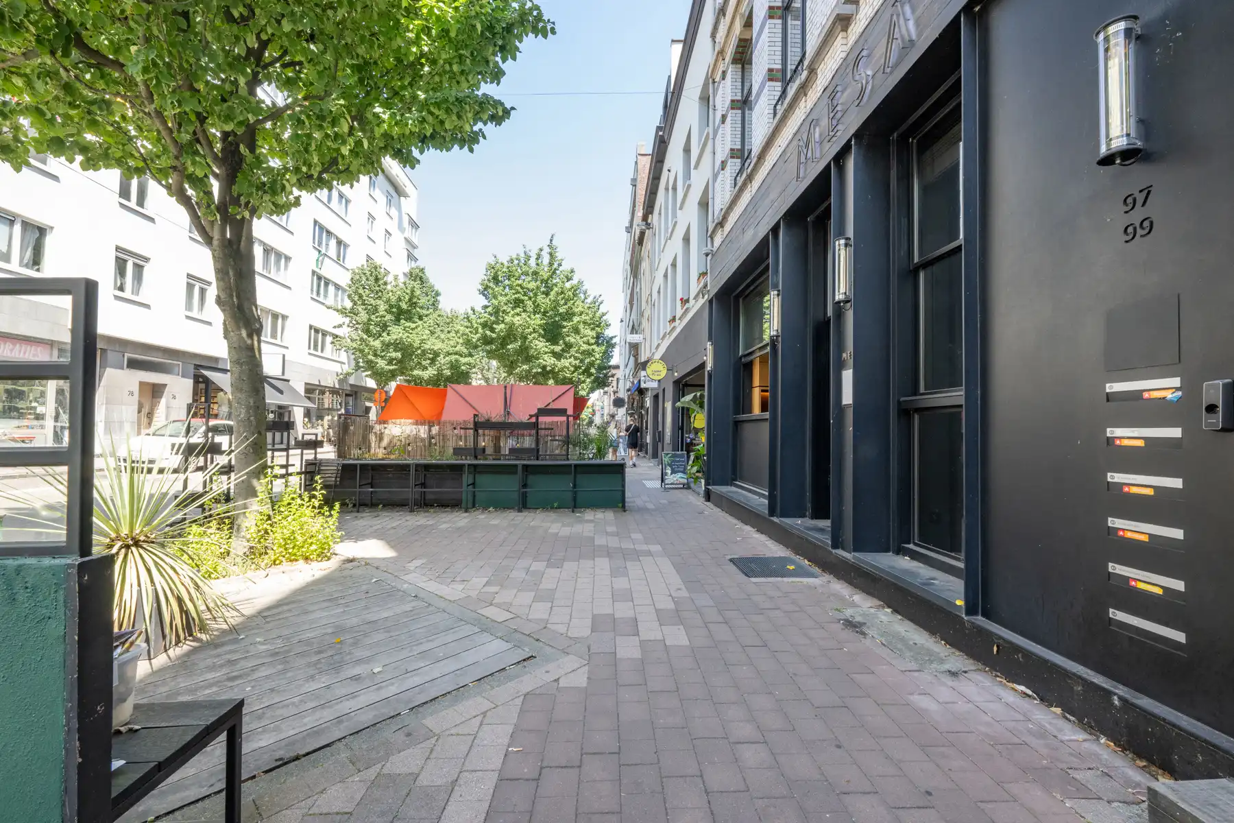 Exclusief horecapand met terras op toplocatie foto 3