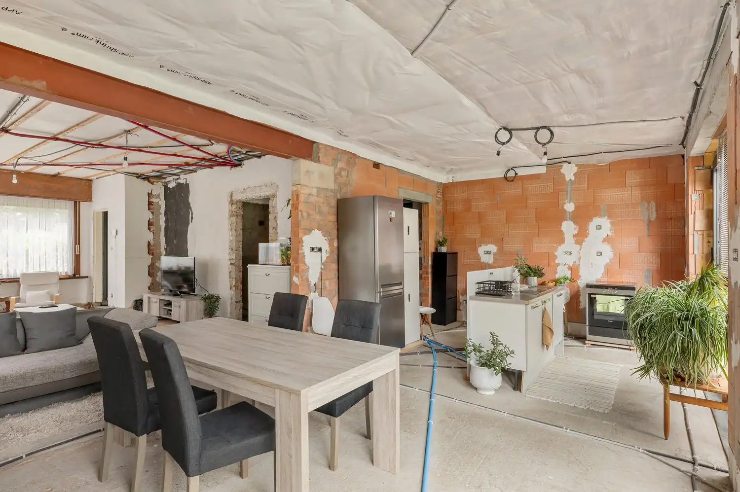 Ruime rustige vrijstaande woning met nieuwbouw-uitbouw foto 7