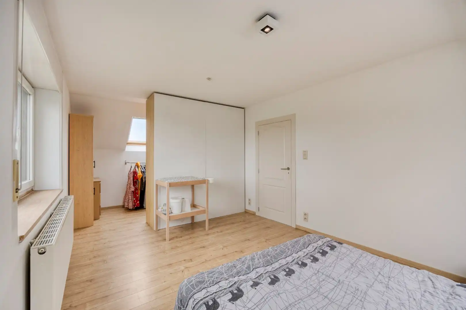 Open bebouwing met 4 slaapkamers, bureau, garage en prachtige tuin in Boutersem – EPC 158 kWh/m² - bewoonbare opp. 282 m² foto 24