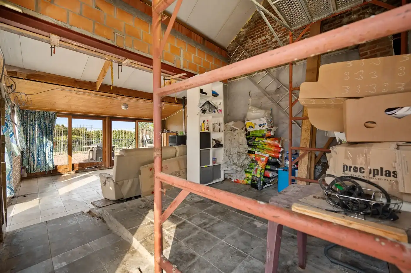 Ruime op te frissen woning in Bunsbeek met 3/4 slaapkamers, grote tuin en 12 parkeerplaatsen foto 15